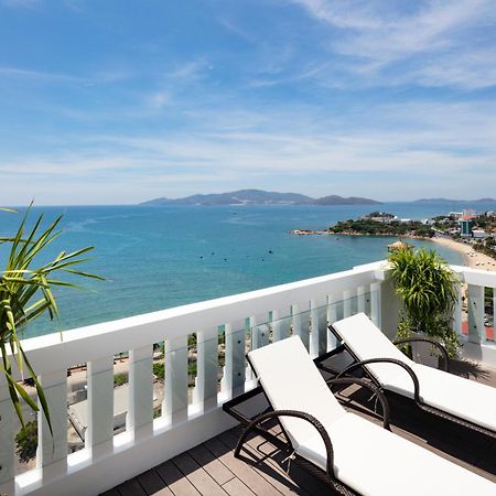 Daphovina Hotel Nha Trang Bagian luar foto