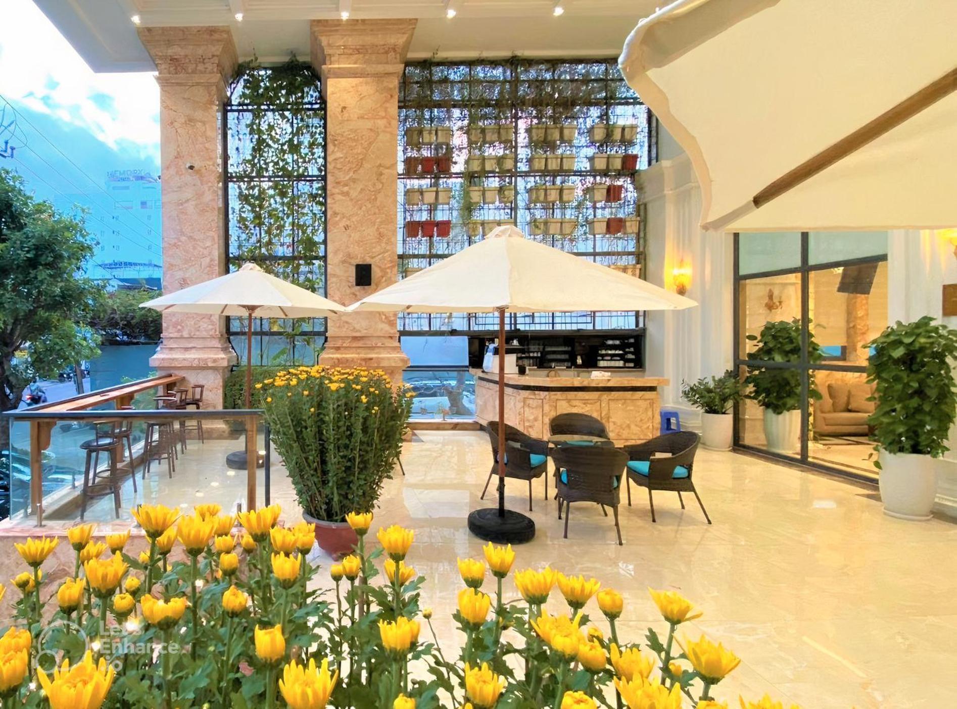 Daphovina Hotel Nha Trang Bagian luar foto