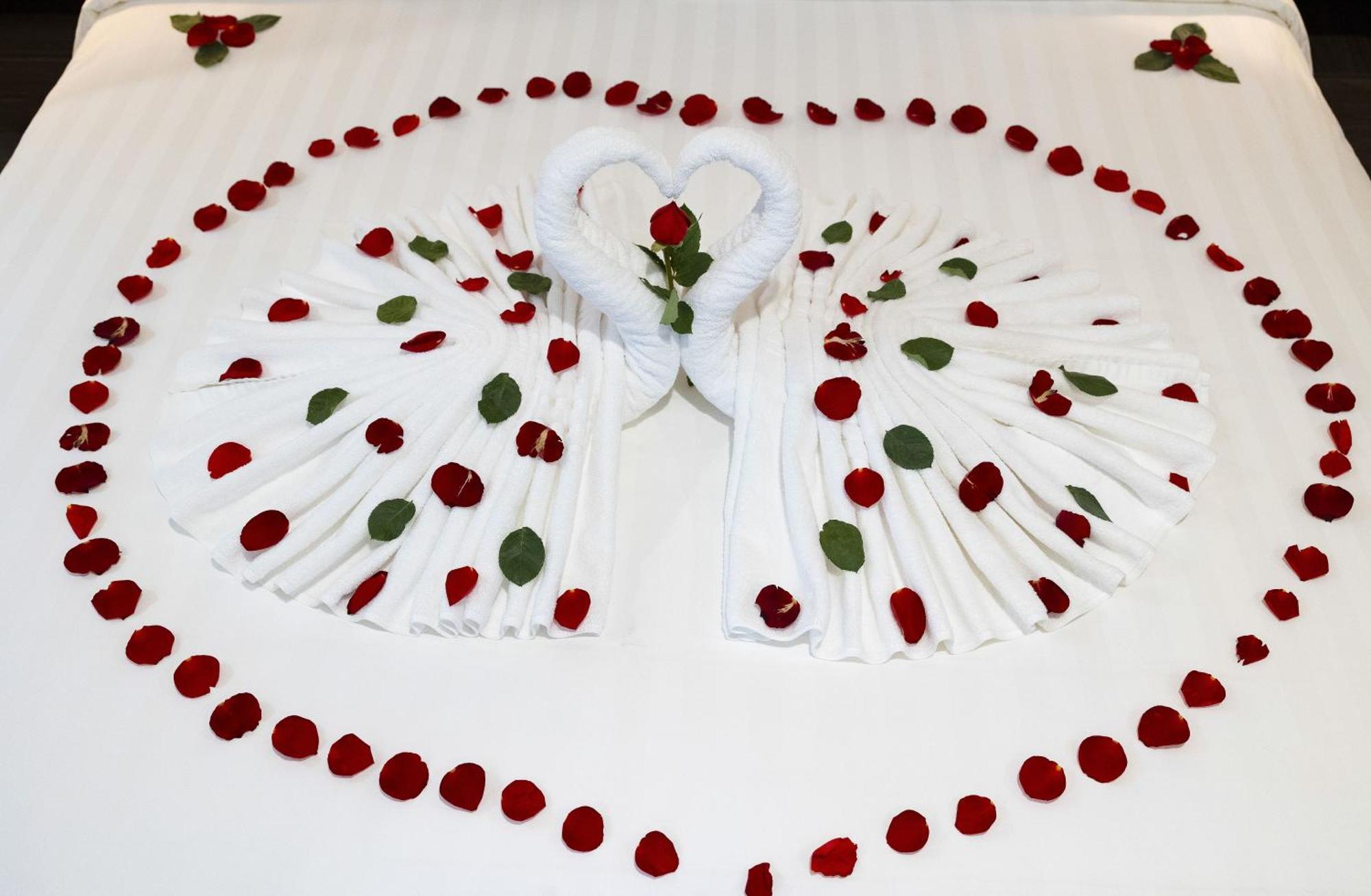 Daphovina Hotel Nha Trang Bagian luar foto