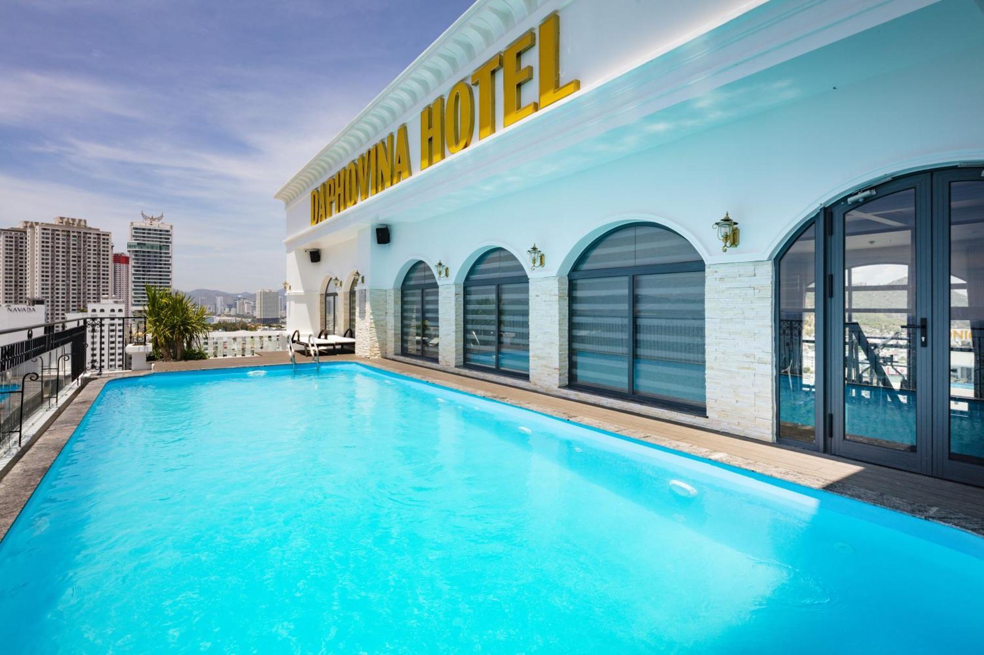 Daphovina Hotel Nha Trang Bagian luar foto