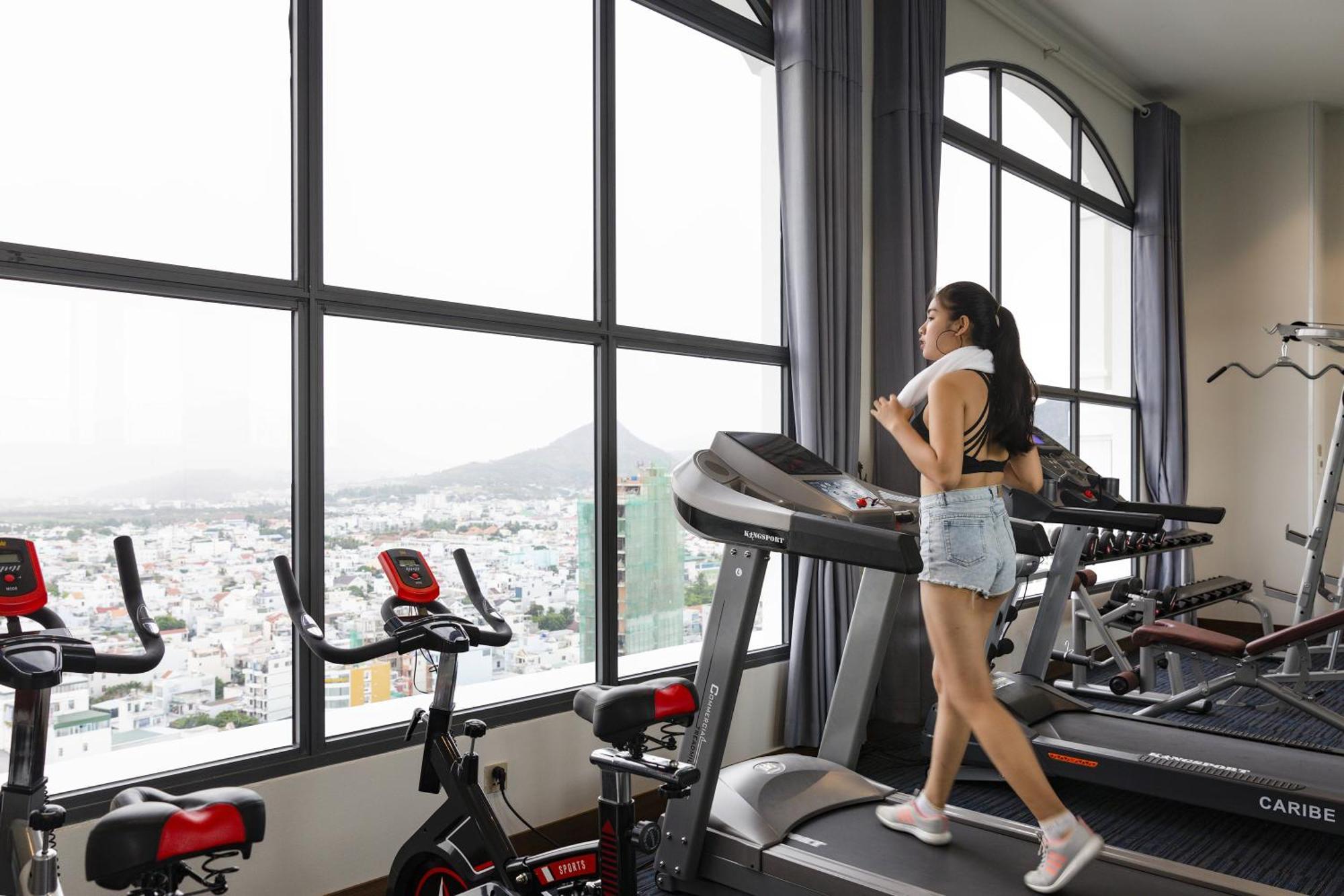 Daphovina Hotel Nha Trang Bagian luar foto