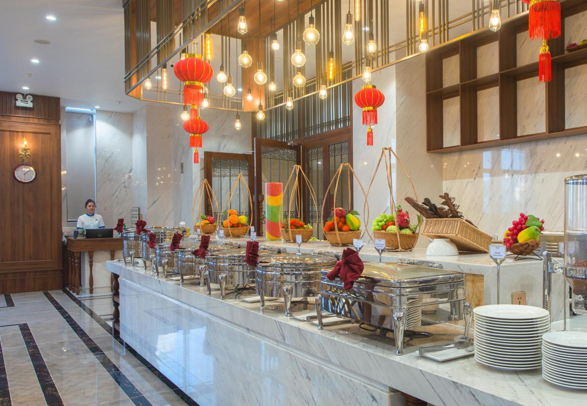 Daphovina Hotel Nha Trang Bagian luar foto