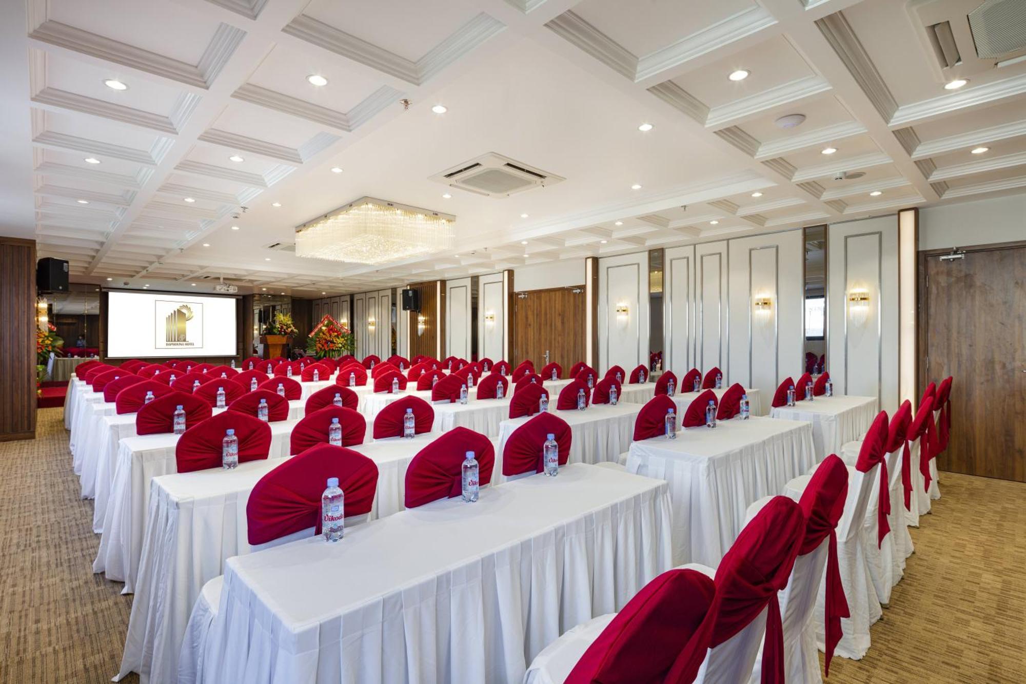 Daphovina Hotel Nha Trang Bagian luar foto