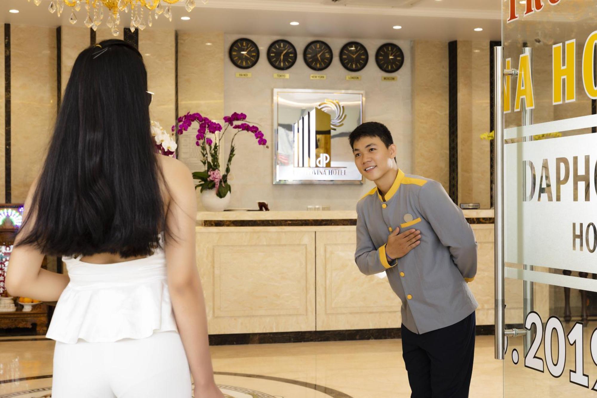 Daphovina Hotel Nha Trang Bagian luar foto